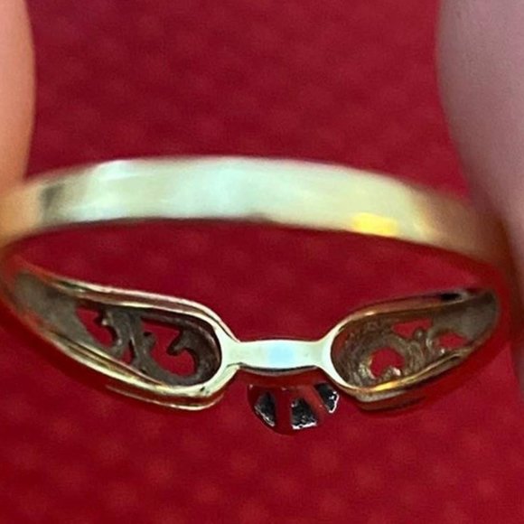 10K Gold Ring - With Real Diamond - Size 6.75 - 7 - Beautiful! - Picture 4 of 7